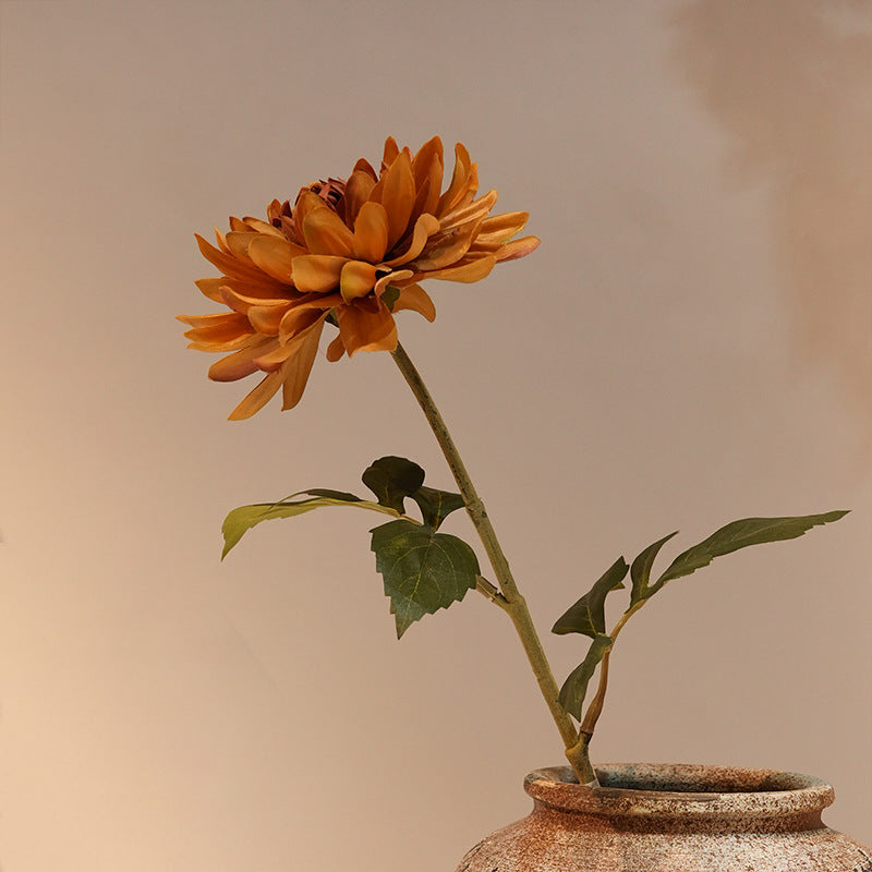 Artificial chrysanthemum stem with large silk flower head