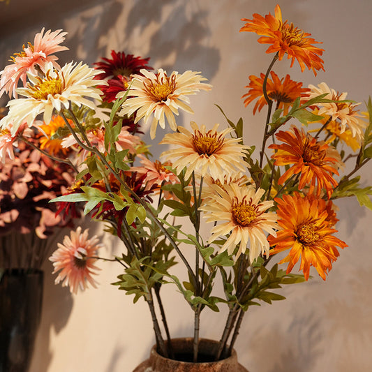 Artificial spider chrysanthemum stem with fine-petaled bloom, black and red color
